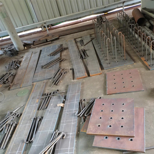 有哪些其他因素会影响德阳预埋件位置的确定？